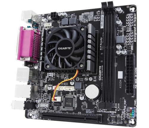CP-GIGABYTE-GA-E2500N-3.jpg
